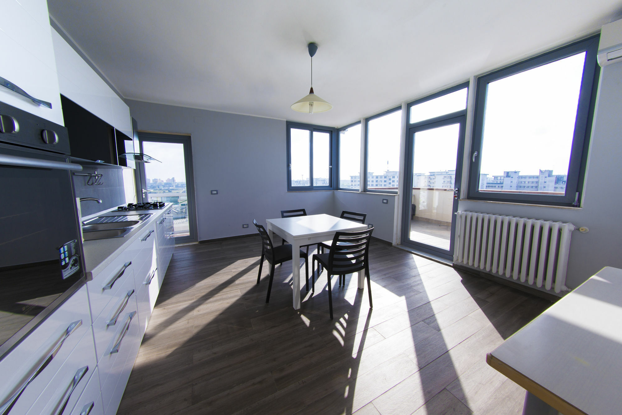 Penthouse Station Luxury Suites & Apartment Μπρίντιζι Εξωτερικό φωτογραφία